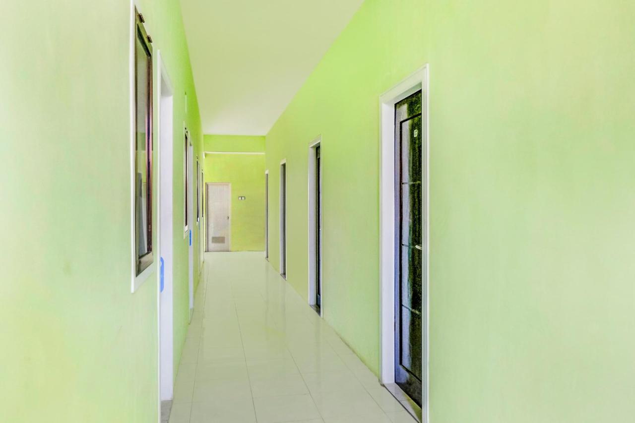 Spot On 2081 Sriwijaya Family Residence Lawang Esterno foto