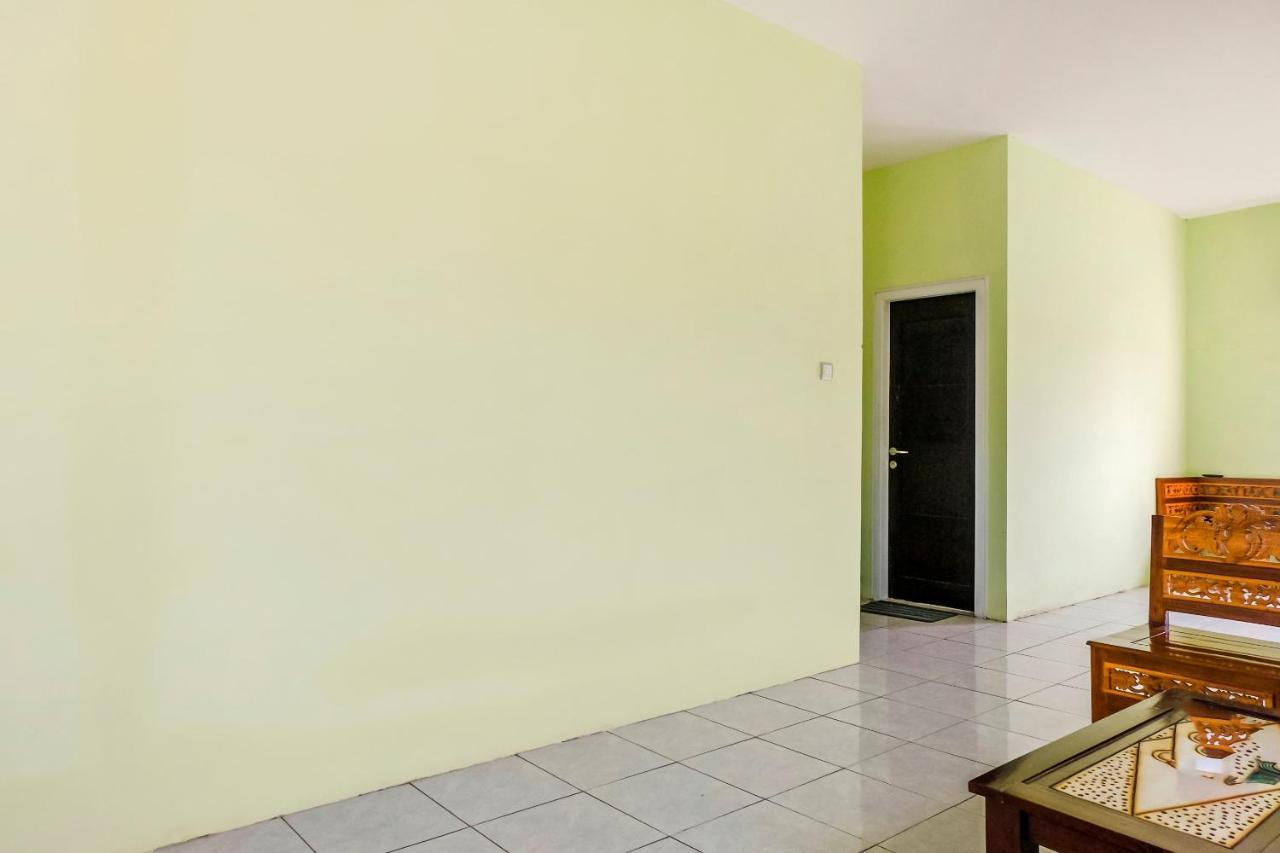 Spot On 2081 Sriwijaya Family Residence Lawang Esterno foto