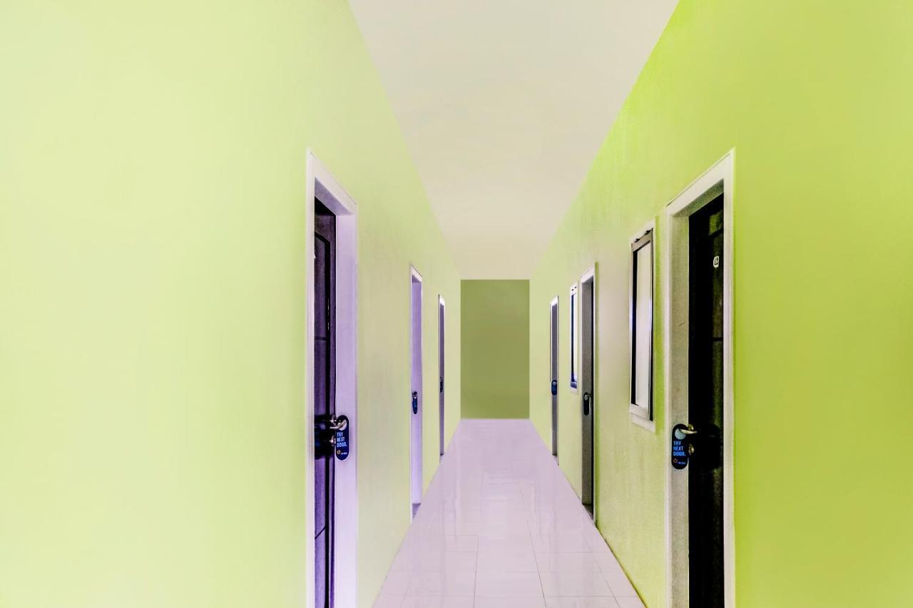 Spot On 2081 Sriwijaya Family Residence Lawang Esterno foto