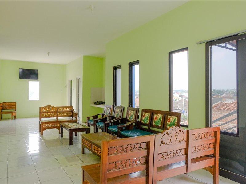Spot On 2081 Sriwijaya Family Residence Lawang Esterno foto