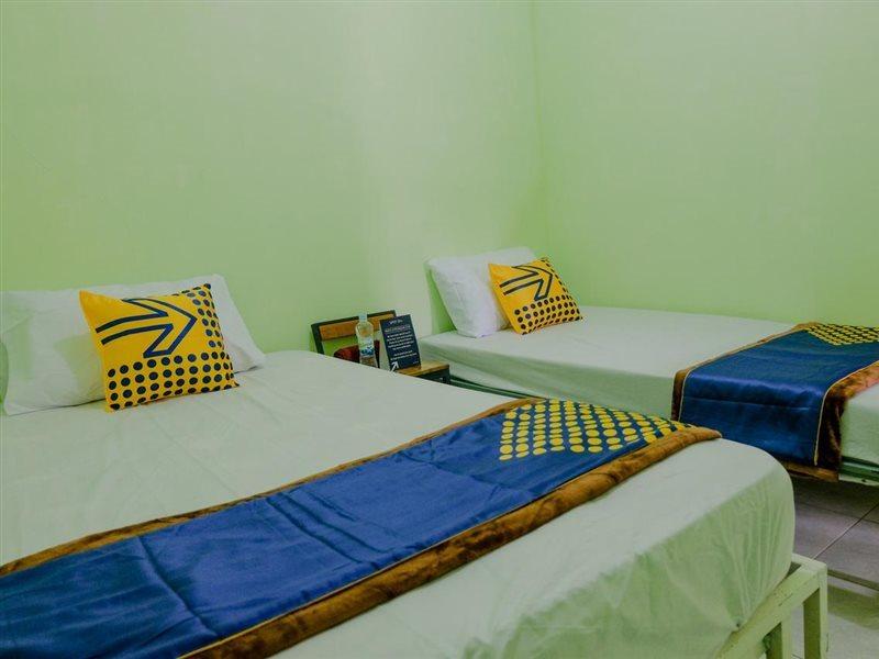 Spot On 2081 Sriwijaya Family Residence Lawang Esterno foto