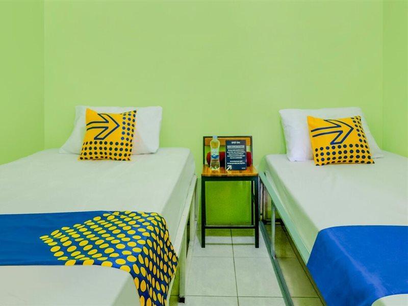 Spot On 2081 Sriwijaya Family Residence Lawang Esterno foto