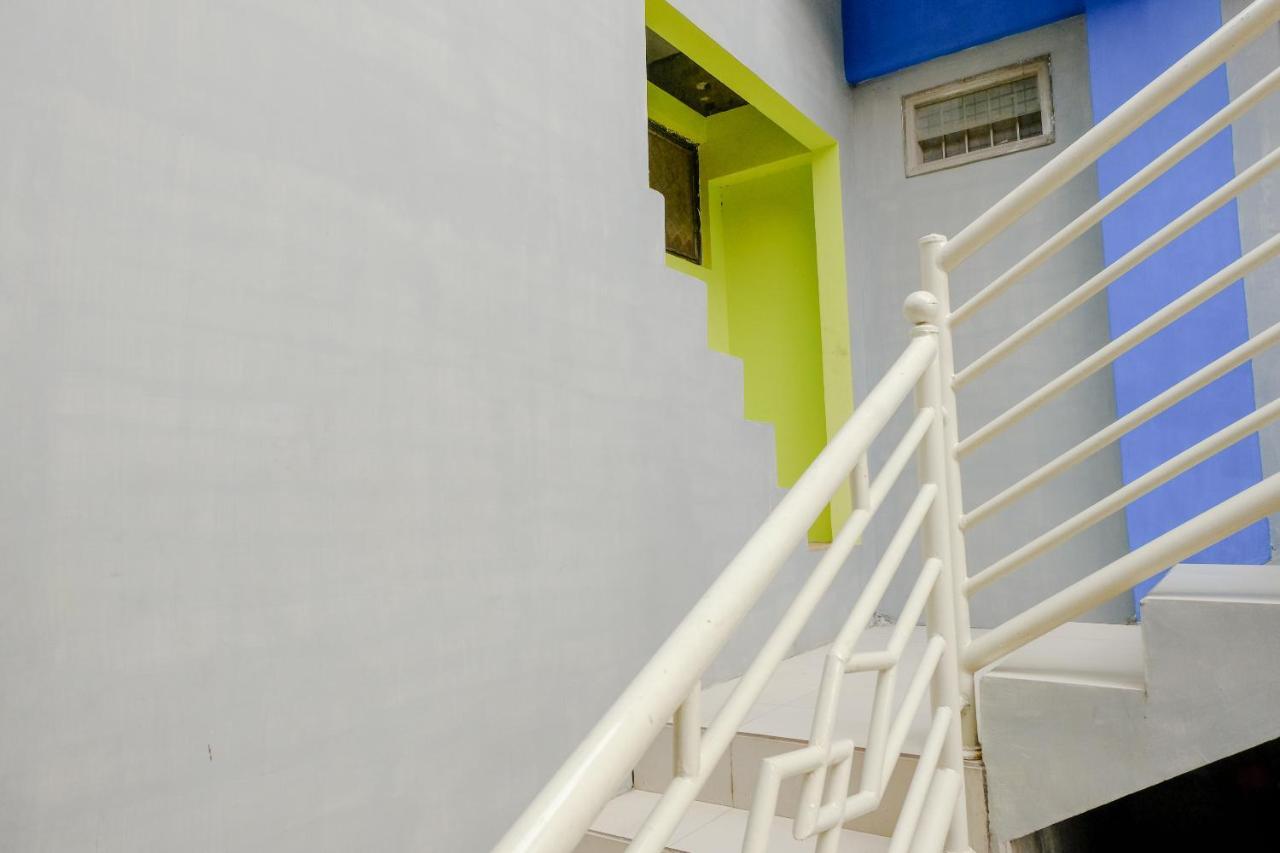 Spot On 2081 Sriwijaya Family Residence Lawang Esterno foto