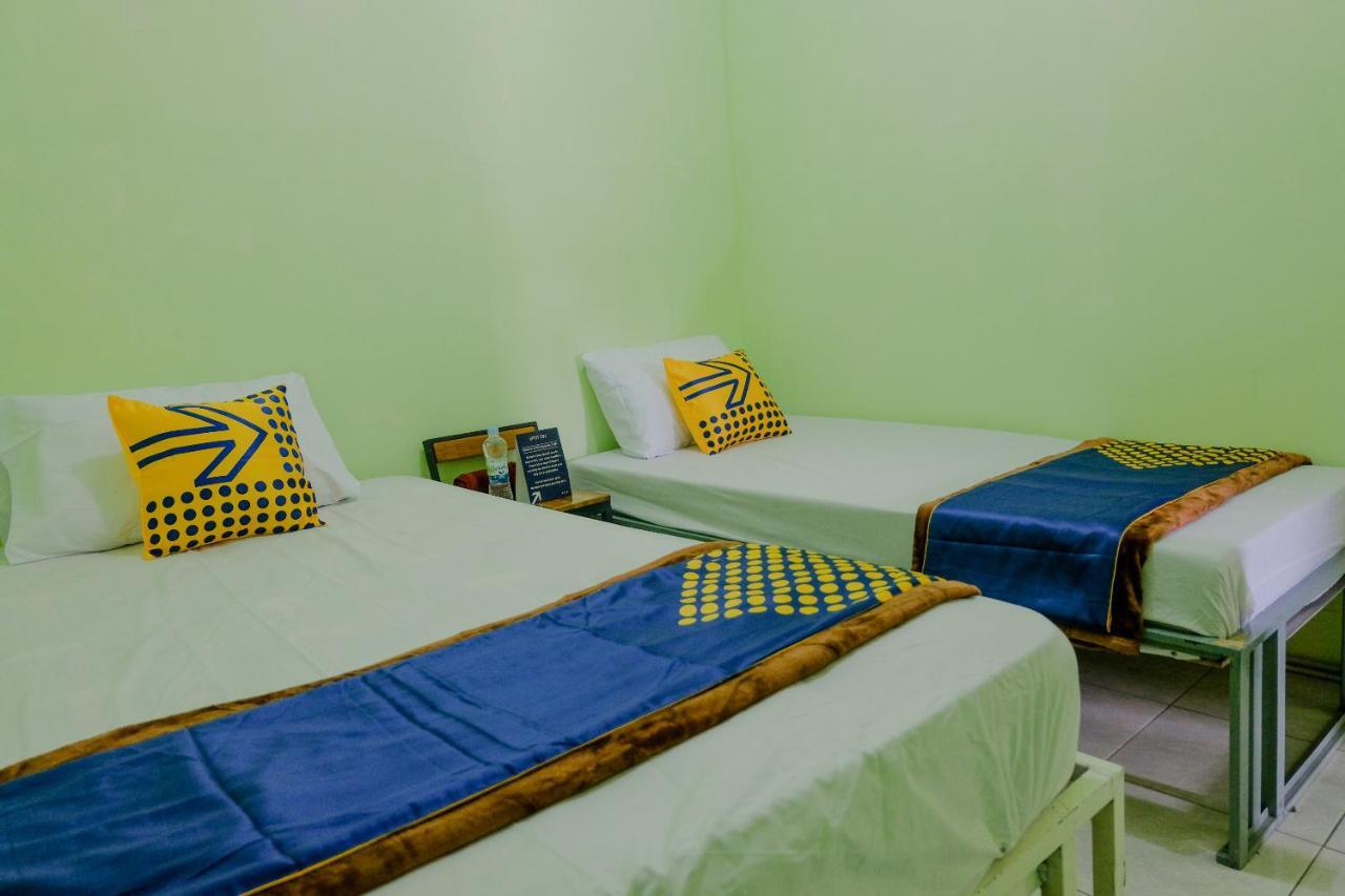 Spot On 2081 Sriwijaya Family Residence Lawang Esterno foto